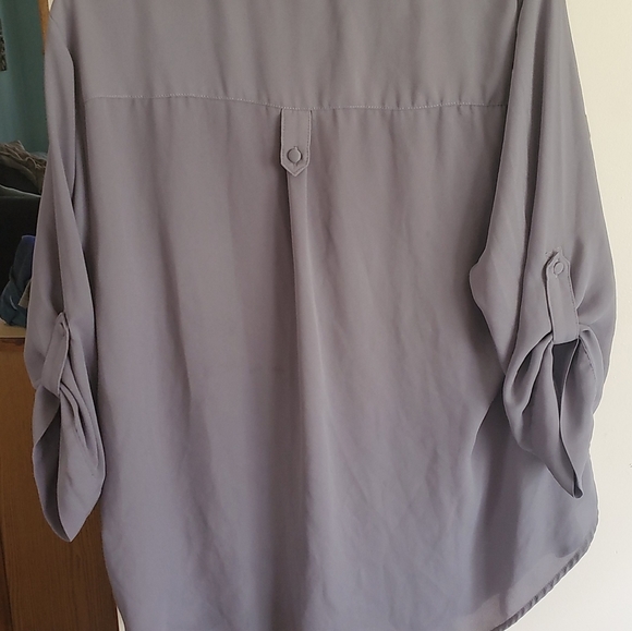 Grey Torrid Lightweight Blouse 0 - Picture 3 of 3